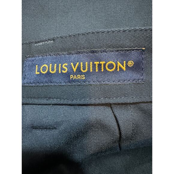 Louis Vuitton LVSE Panelled Cargo Pants - Picture 14 of 17
